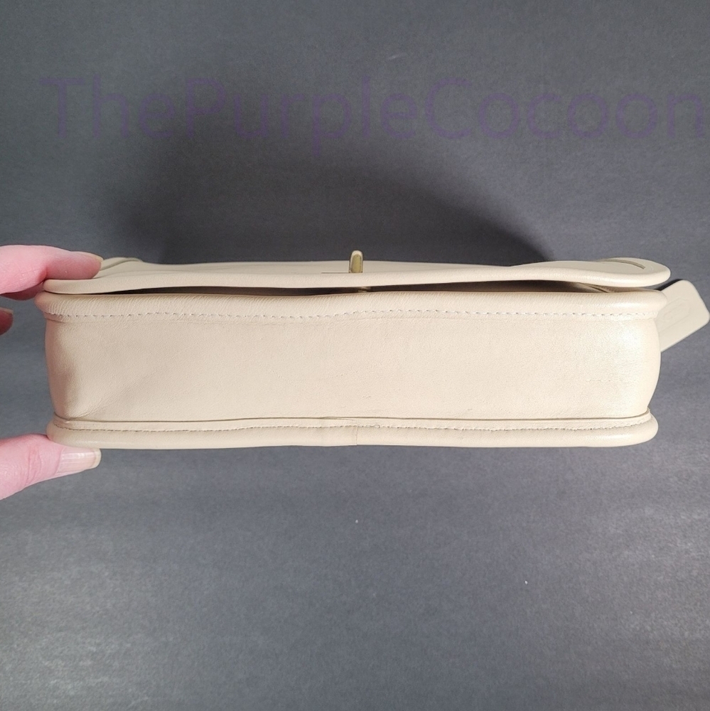 SOLD!!! Mint, Vintage Coach Pocket Purse #9755 - Picture 6 of 10